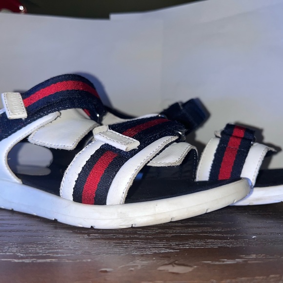 Kids Gucci sandals - Picture 2 of 10